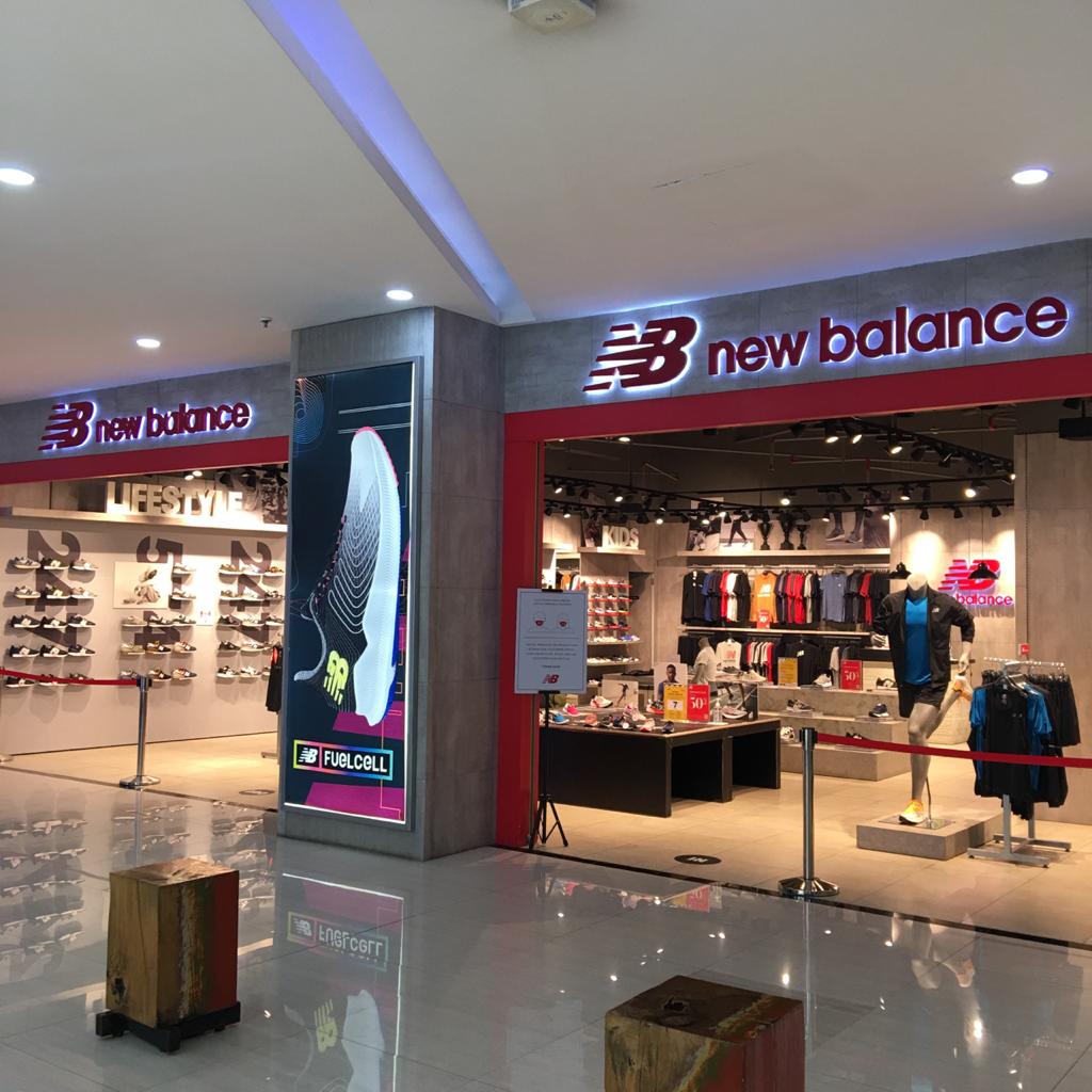 where is a new balance outlet